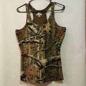 Mossy Oak women's  L camo tank
